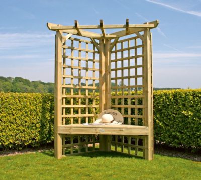 Triangular-Corner-Arbour-TCA